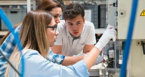 Young people working in a lab