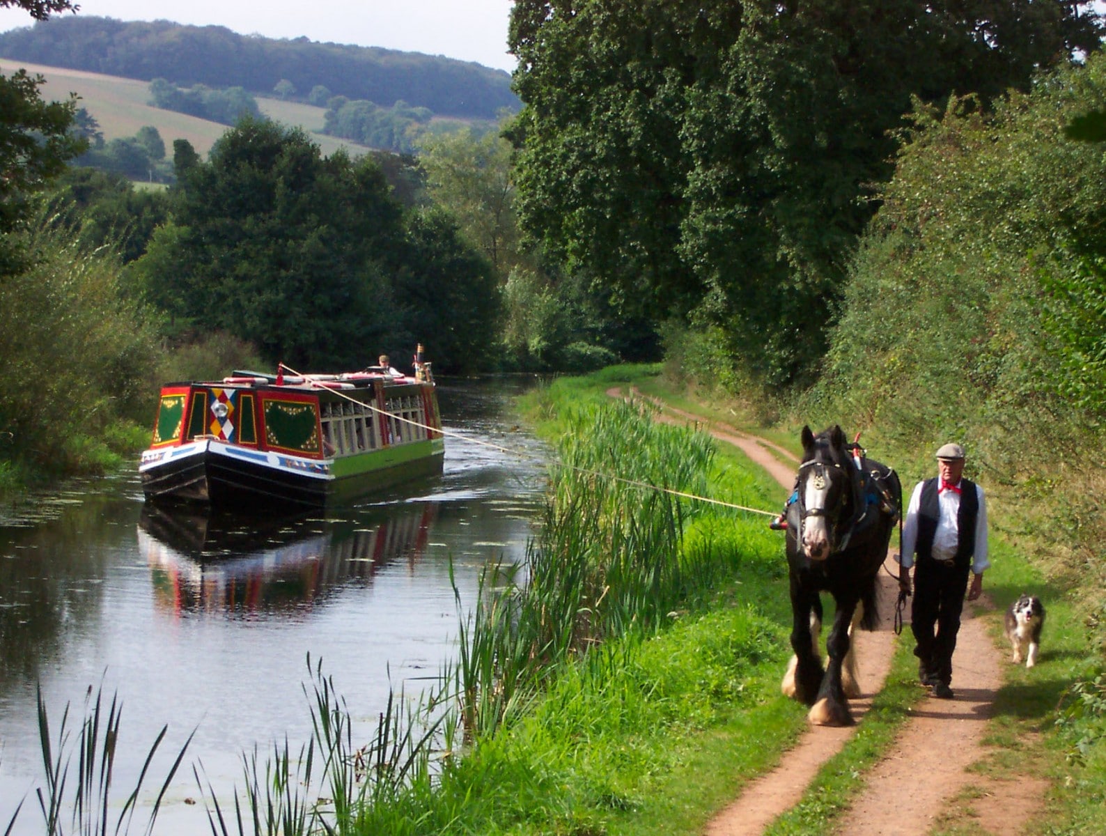 Horse drawn barge on Tiverton canal
