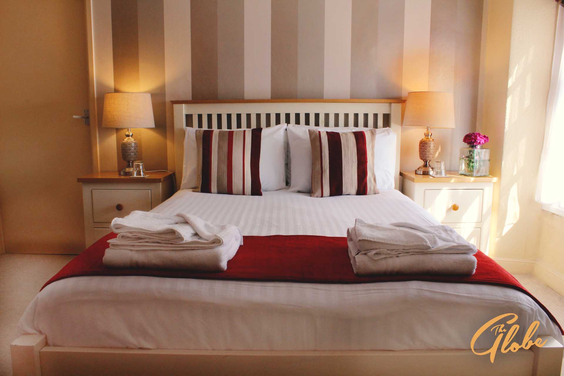 A bedroom at the Globe Inn, Sampford Peverell