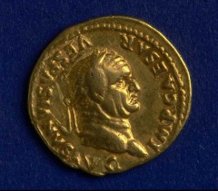 Gold aureus of the Emperor Vespasian, found in Exeter. Photo: Reproduced by kind permission of the Royal Albert Memorial Museum & Art Gallery, Exeter.