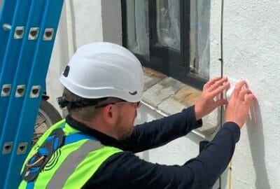 Photo of Airband engineer installing fibre broadband