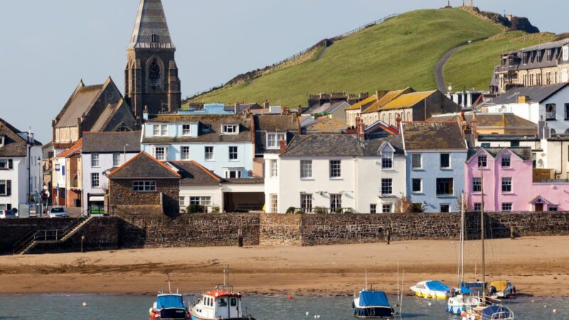 A view of the harbour at Ilfracombe