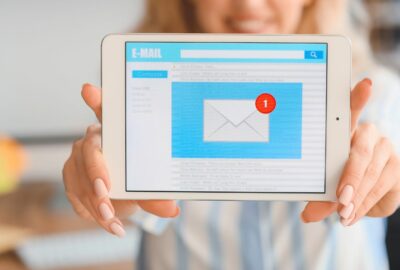 Email on an ipad