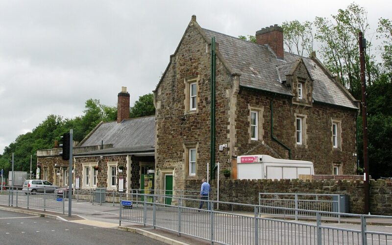 Barntaple Railway Station