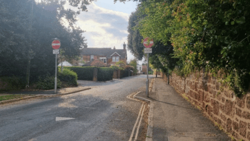 Wonford Road bus gate