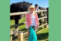 Councillor Jacqi Hodgson at the official launch of the nature trail