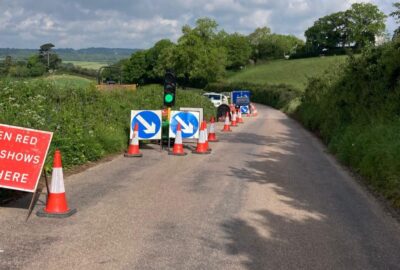 Temporary traffic lights