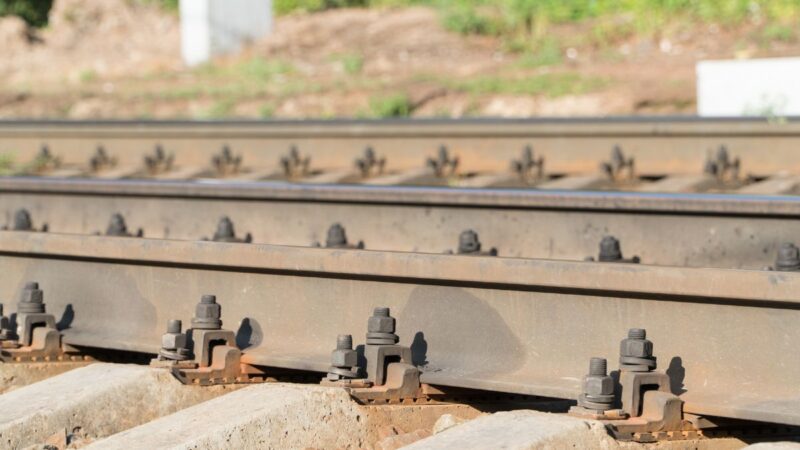 Railway lines/train tracks
