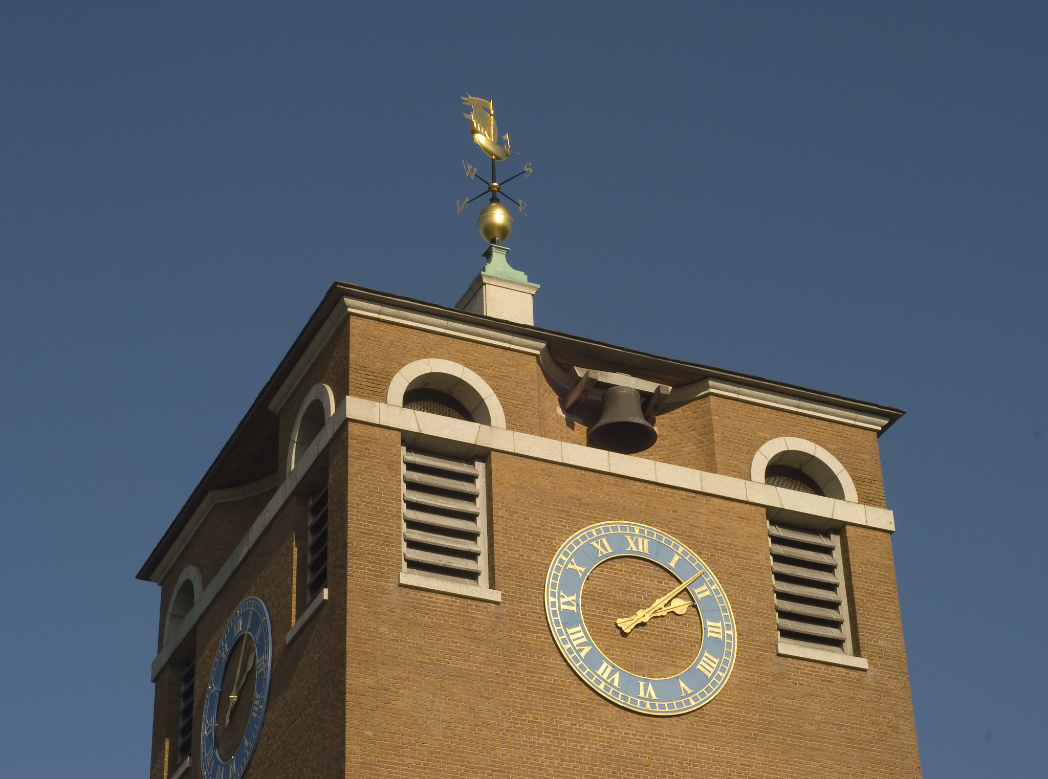 image of county hall clock tower